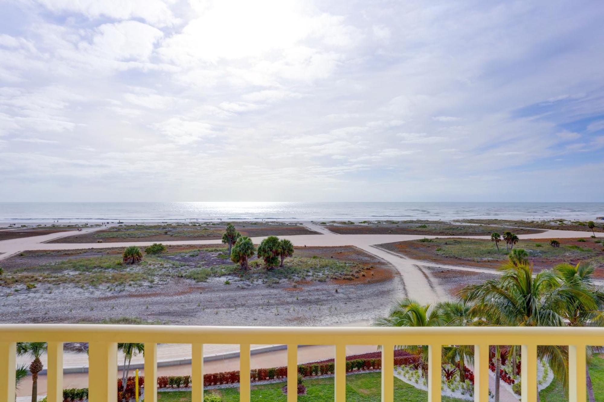 South Beach Condo Hotel By Travel Resort Services, Inc. St. Pete Beach Exterior photo