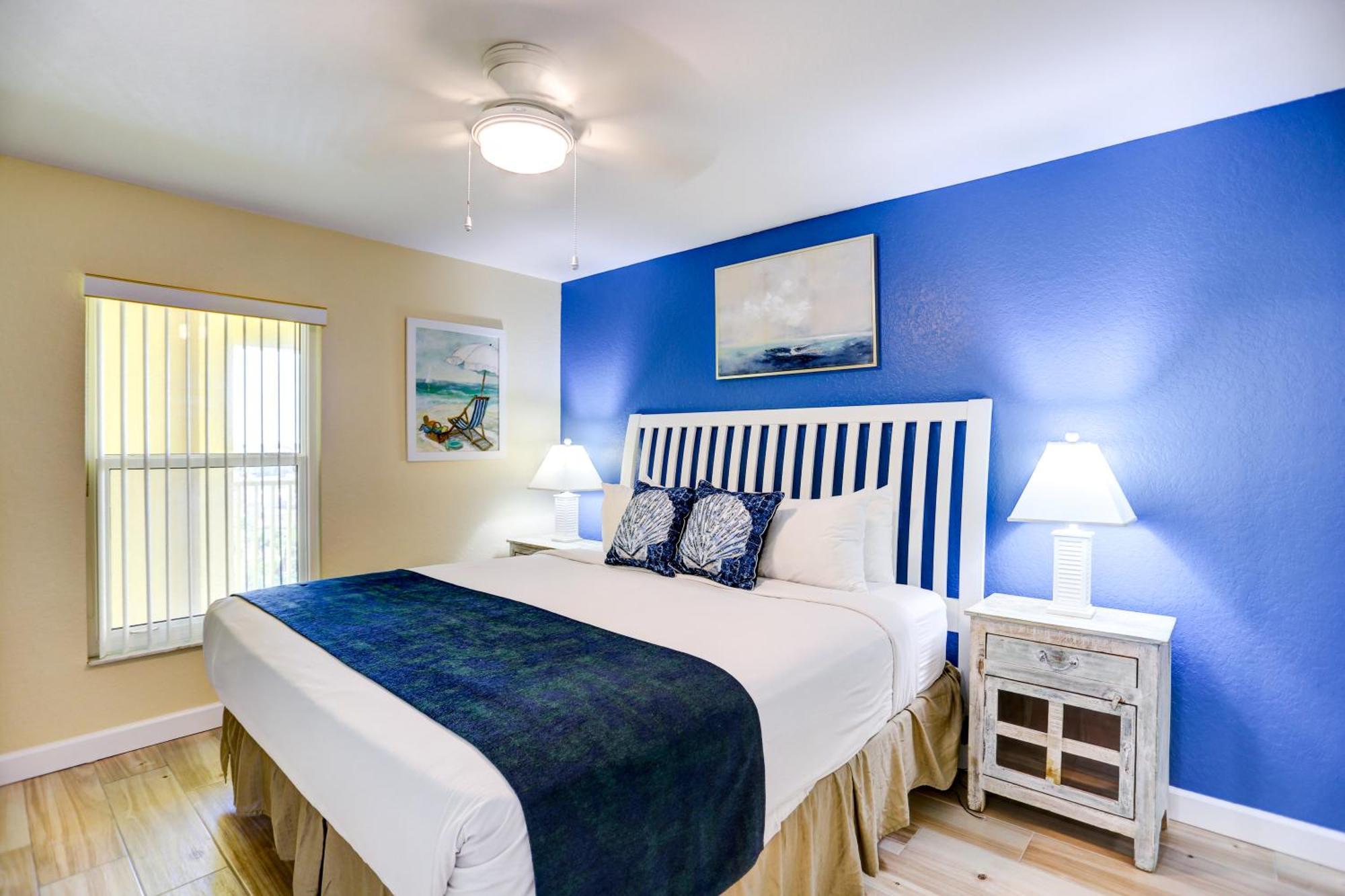 South Beach Condo Hotel By Travel Resort Services, Inc. St. Pete Beach Exterior photo