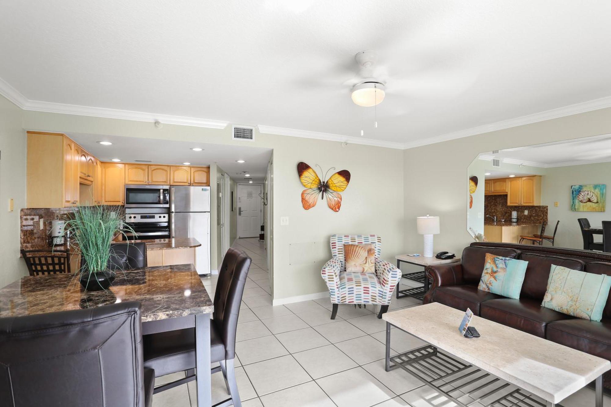 South Beach Condo Hotel By Travel Resort Services, Inc. St. Pete Beach Exterior photo