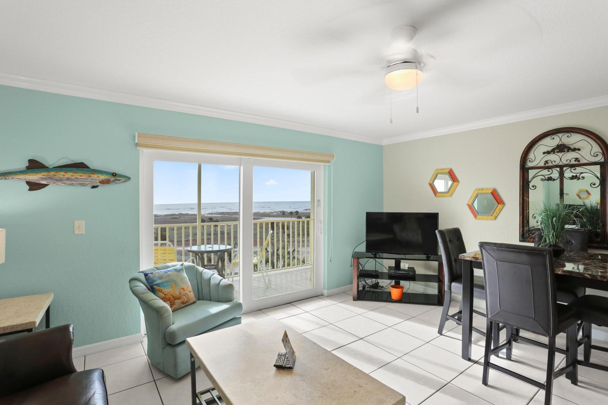 South Beach Condo Hotel By Travel Resort Services, Inc. St. Pete Beach Exterior photo