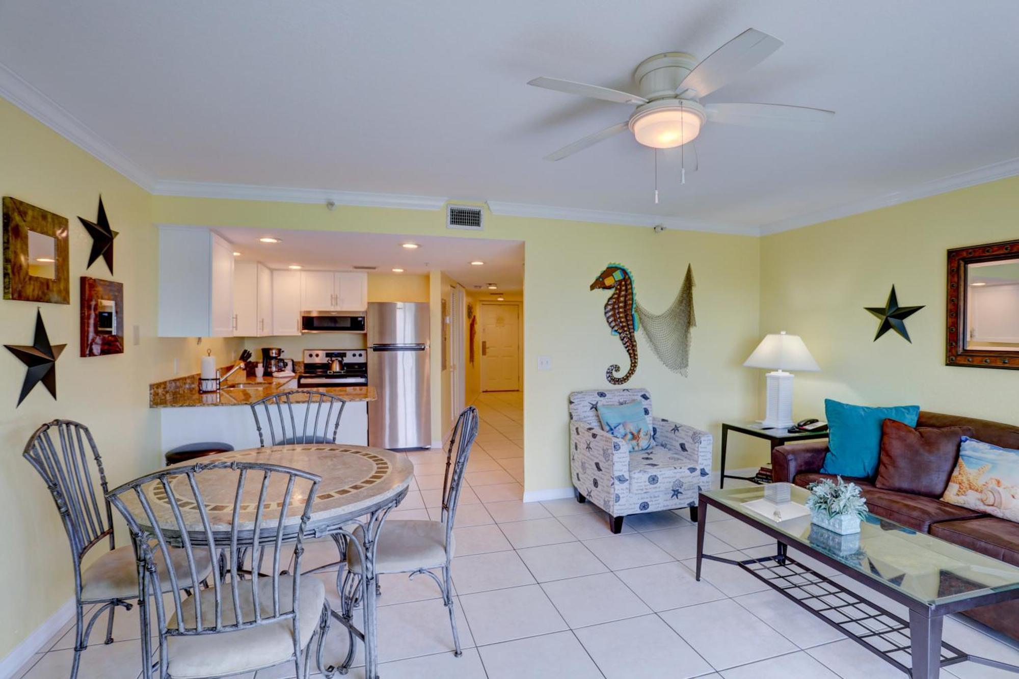 South Beach Condo Hotel By Travel Resort Services, Inc. St. Pete Beach Exterior photo