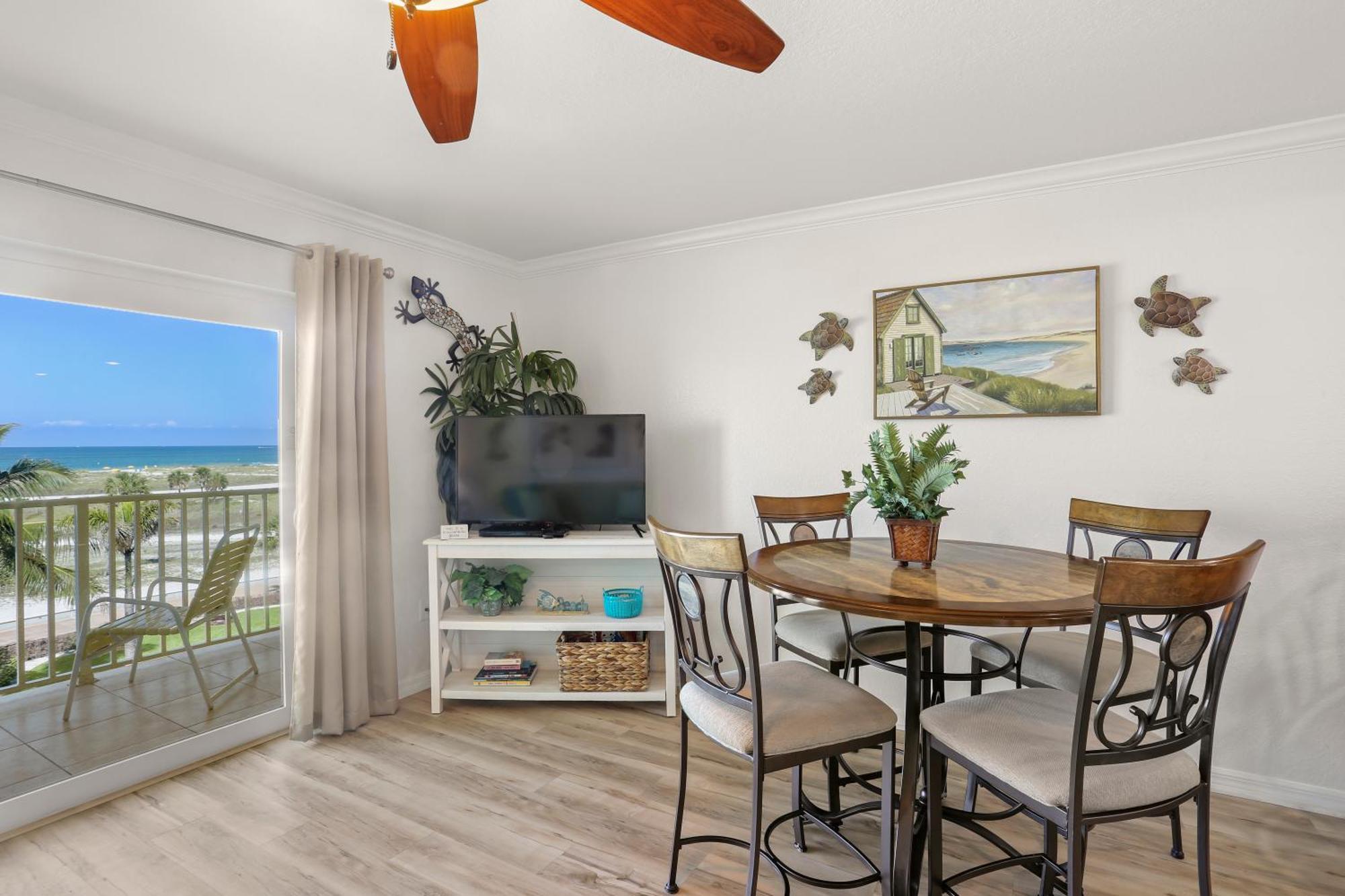South Beach Condo Hotel By Travel Resort Services, Inc. St. Pete Beach Exterior photo