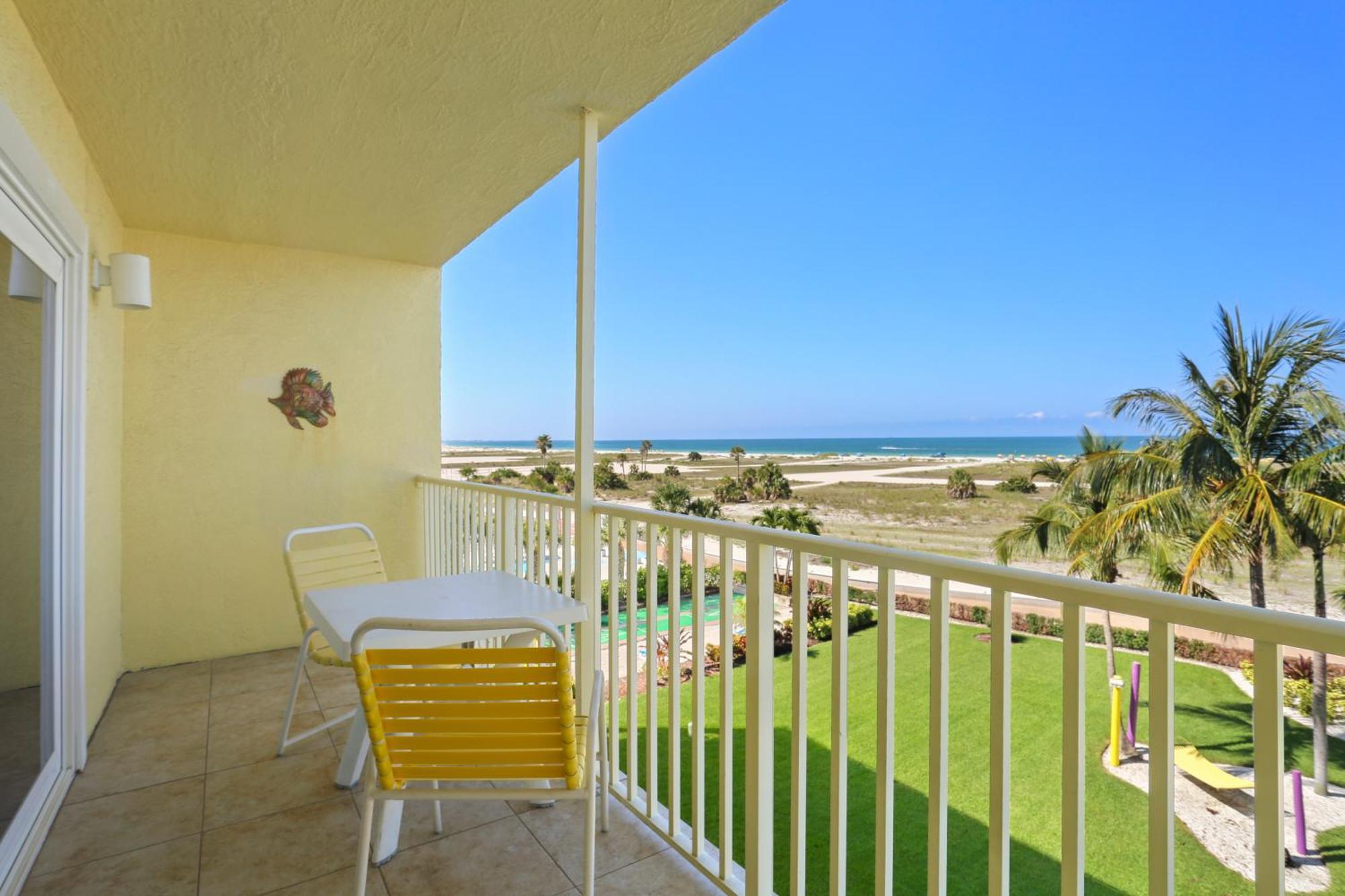 South Beach Condo Hotel By Travel Resort Services, Inc. St. Pete Beach Exterior photo