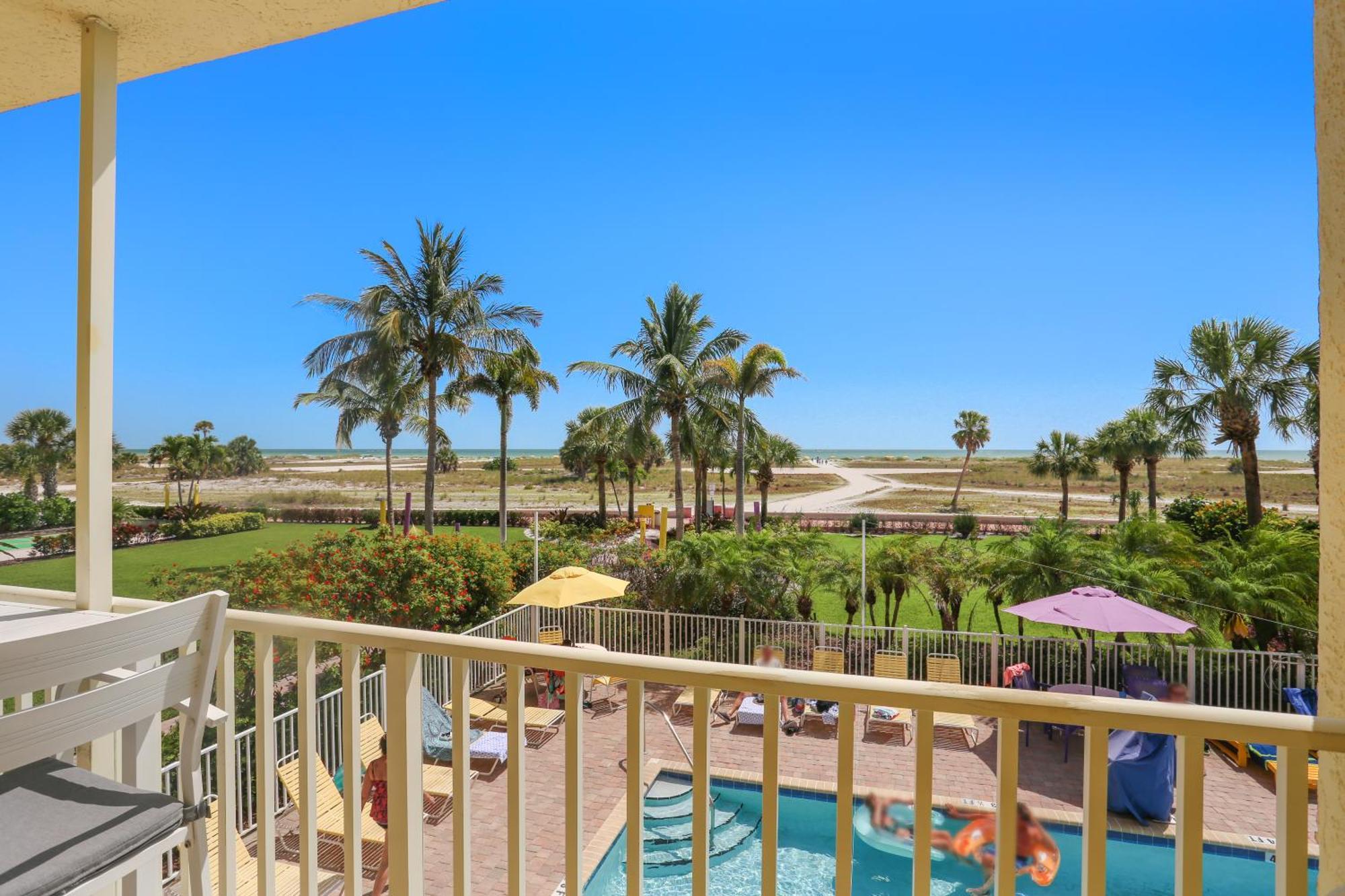 South Beach Condo Hotel By Travel Resort Services, Inc. St. Pete Beach Exterior photo